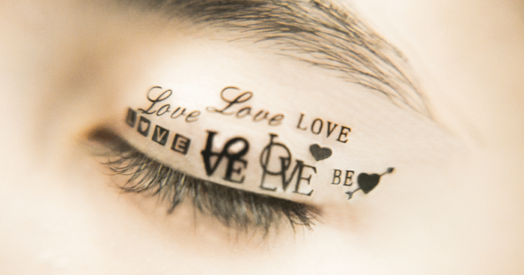 Frases para quem ama extensão de cílios