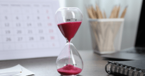 Pare de dizer “Agende seu horário”! Use estas 30 formas poderosas de gerar escassez e desejo